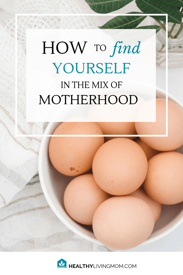 As a mom you juggle a lot and it's easy to start feeling like you're losing yourself. Here's how to find yourself even with all the demands of motherhood. #findyourself #momlife